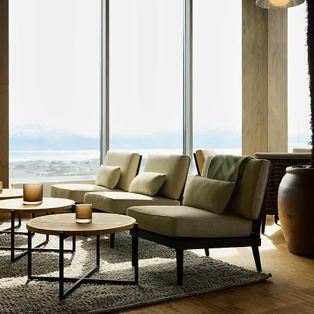 Wood Hotel