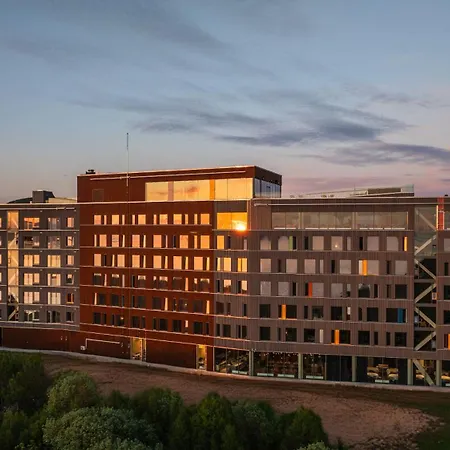 Wood Hotel 4*