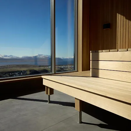 Wood Hotel