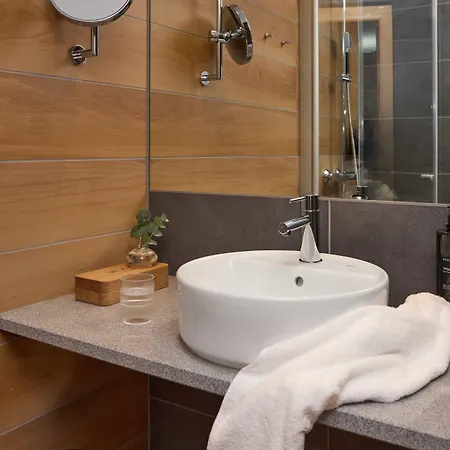 Wood 4* Μπόντο