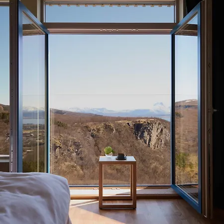 Hotel Wood
