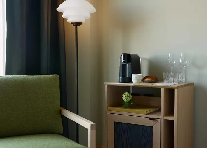 Wood Hotel