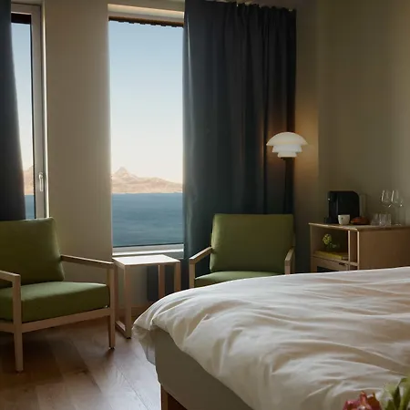 Wood Hotel